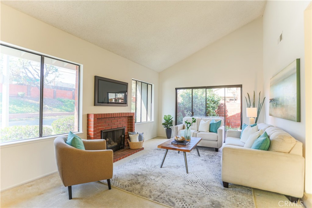 1620 Sherwood Village Circle