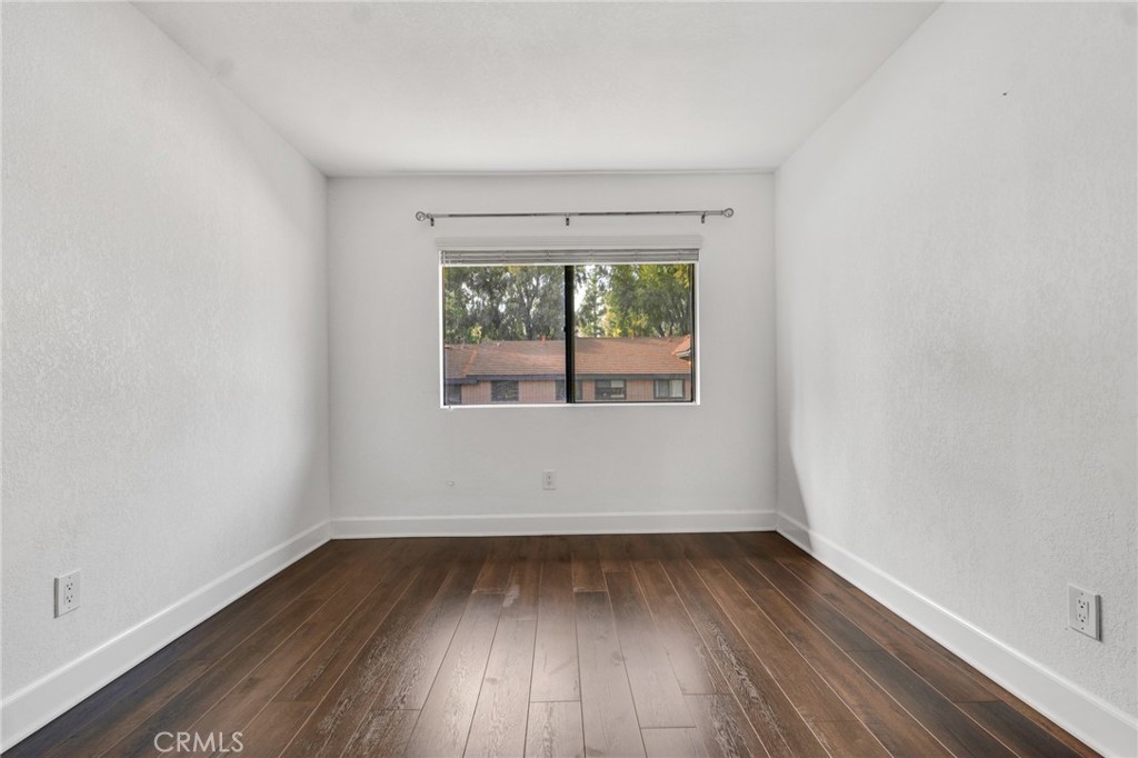 9757 Reseda Boulevard 70