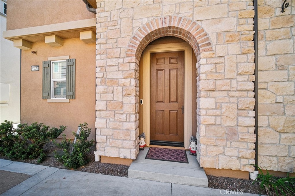 20820 W. Acorn Circle