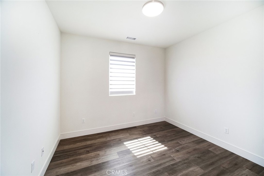 20820 W. Acorn Circle