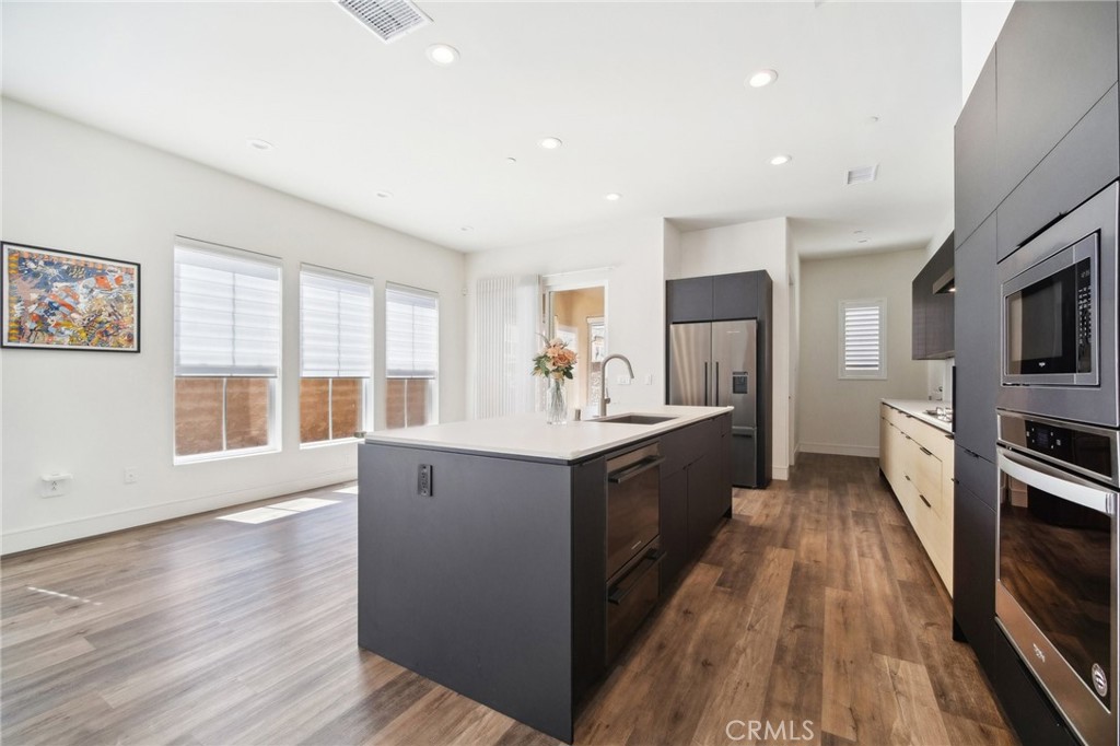 20820 W. Acorn Circle
