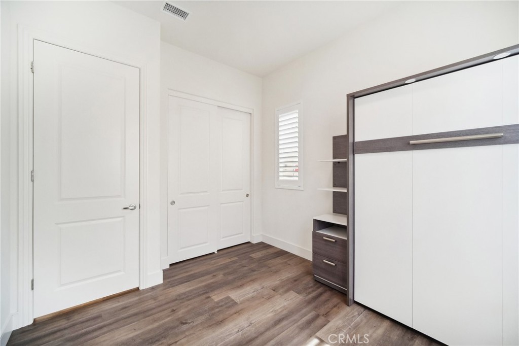 20820 W. Acorn Circle
