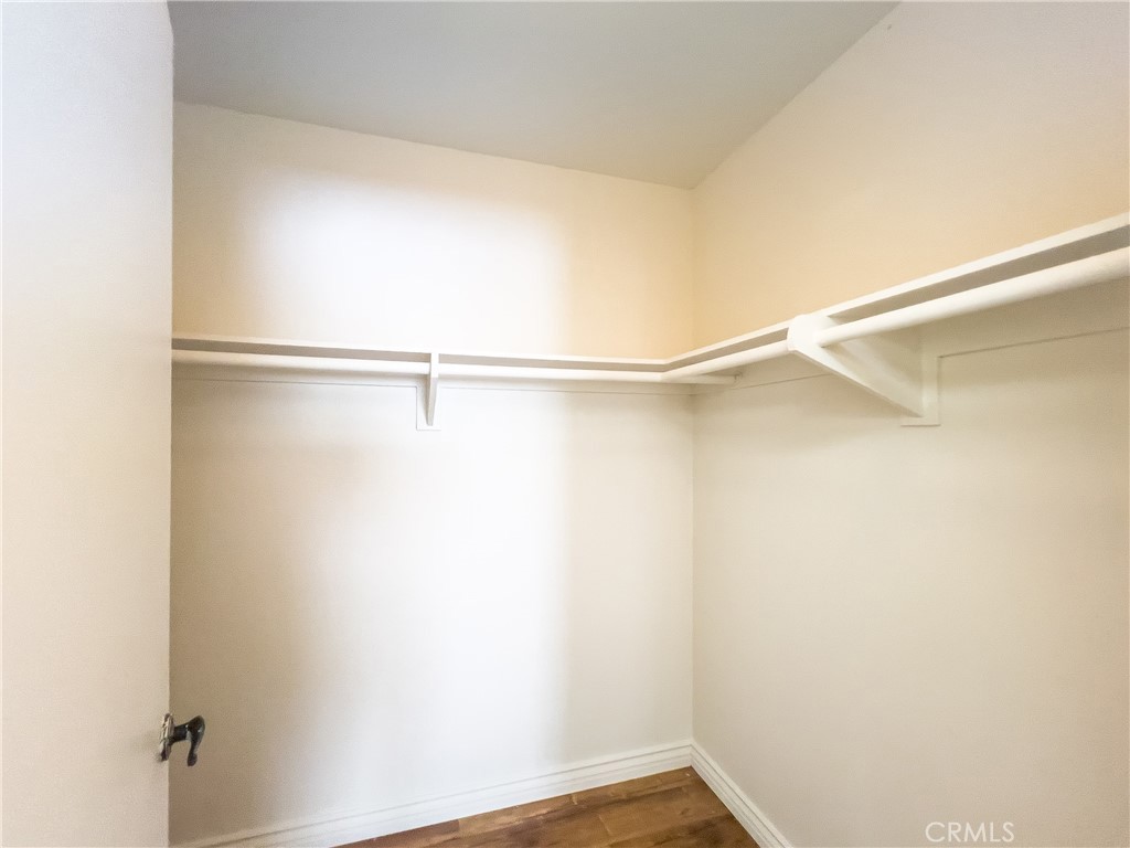 2489 Pinewood Place
