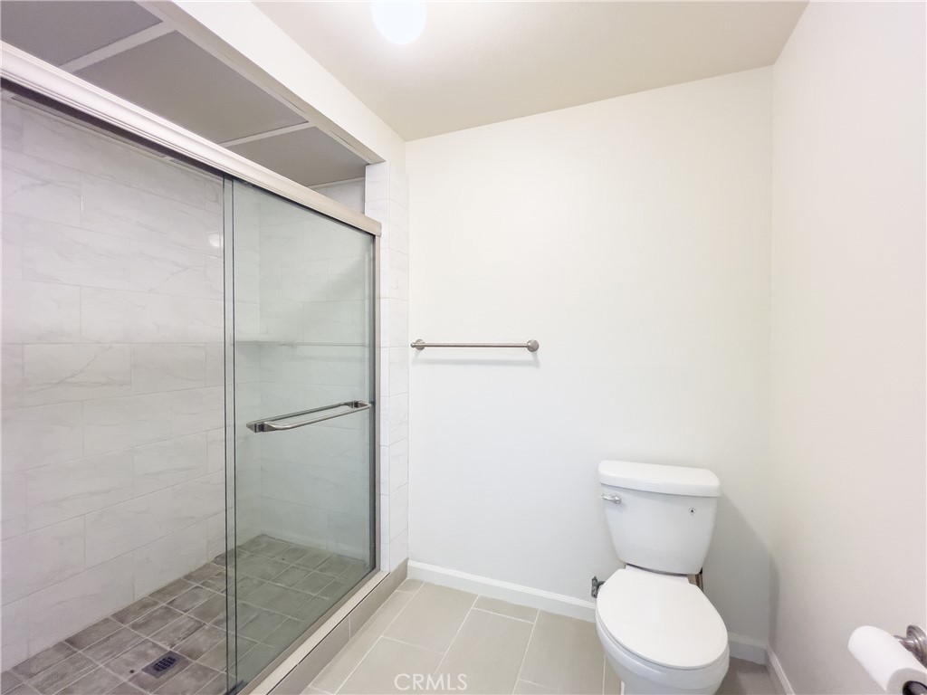 2489 Pinewood Place