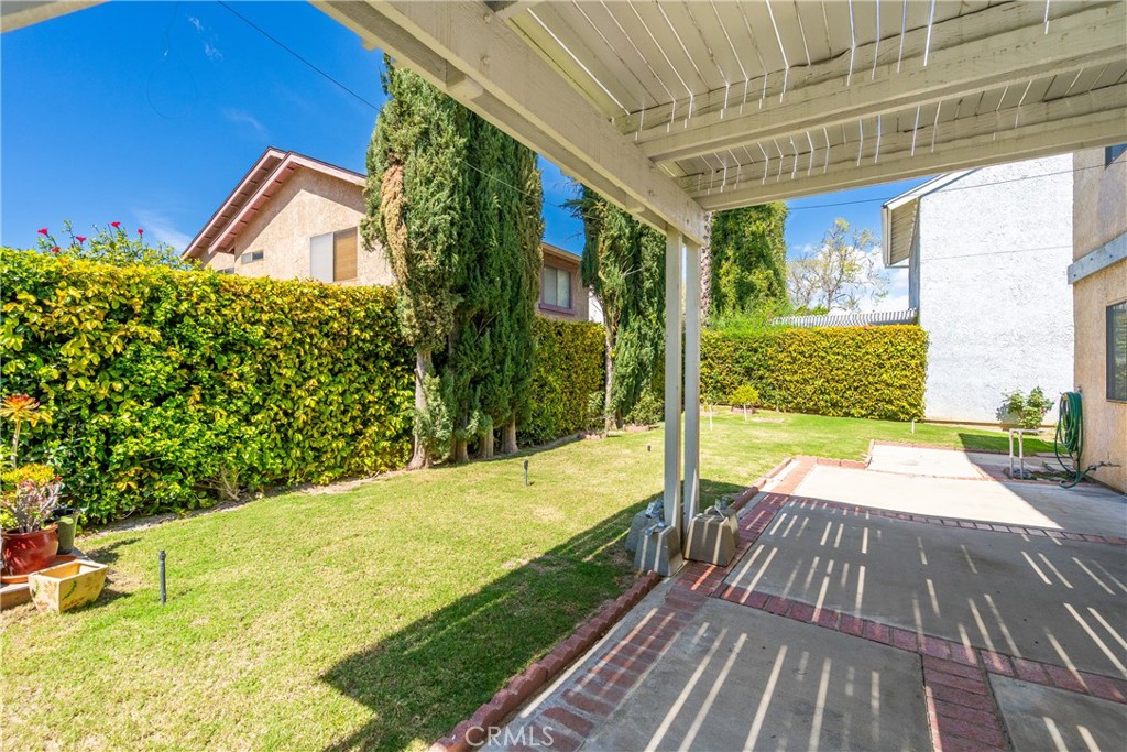 2489 Pinewood Place
