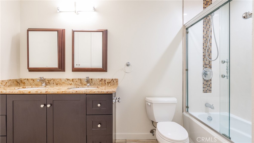 3747 Oak Glen Drive