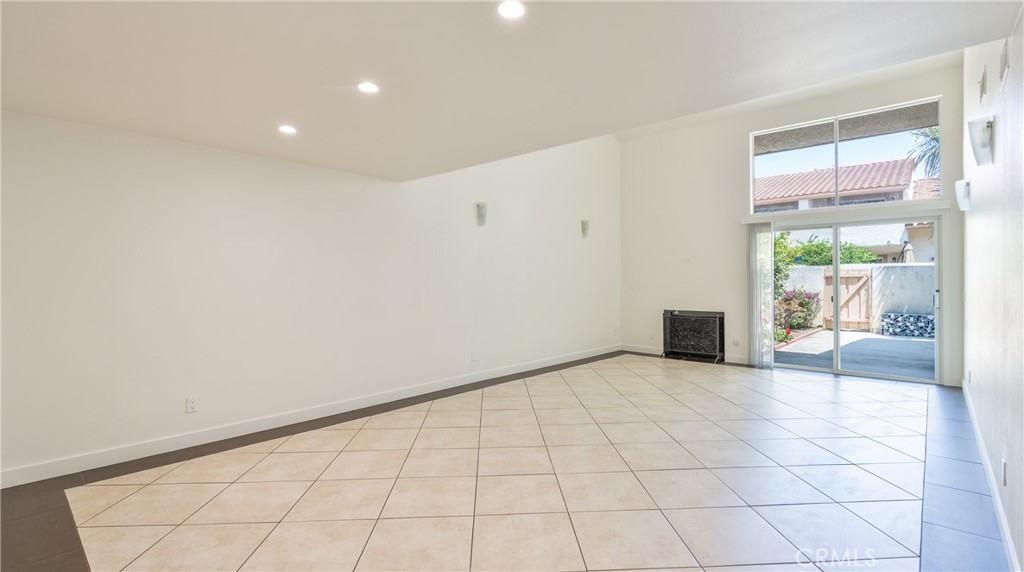3747 Oak Glen Drive