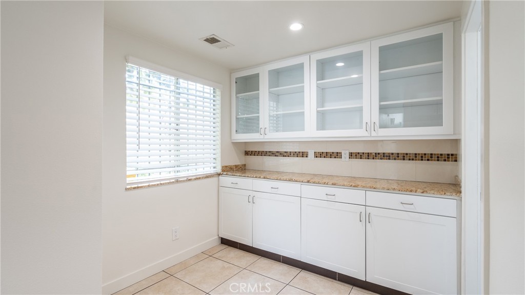 3747 Oak Glen Drive