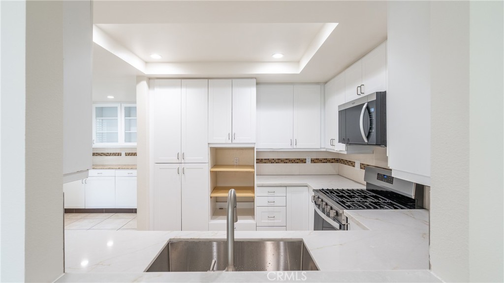 3747 Oak Glen Drive