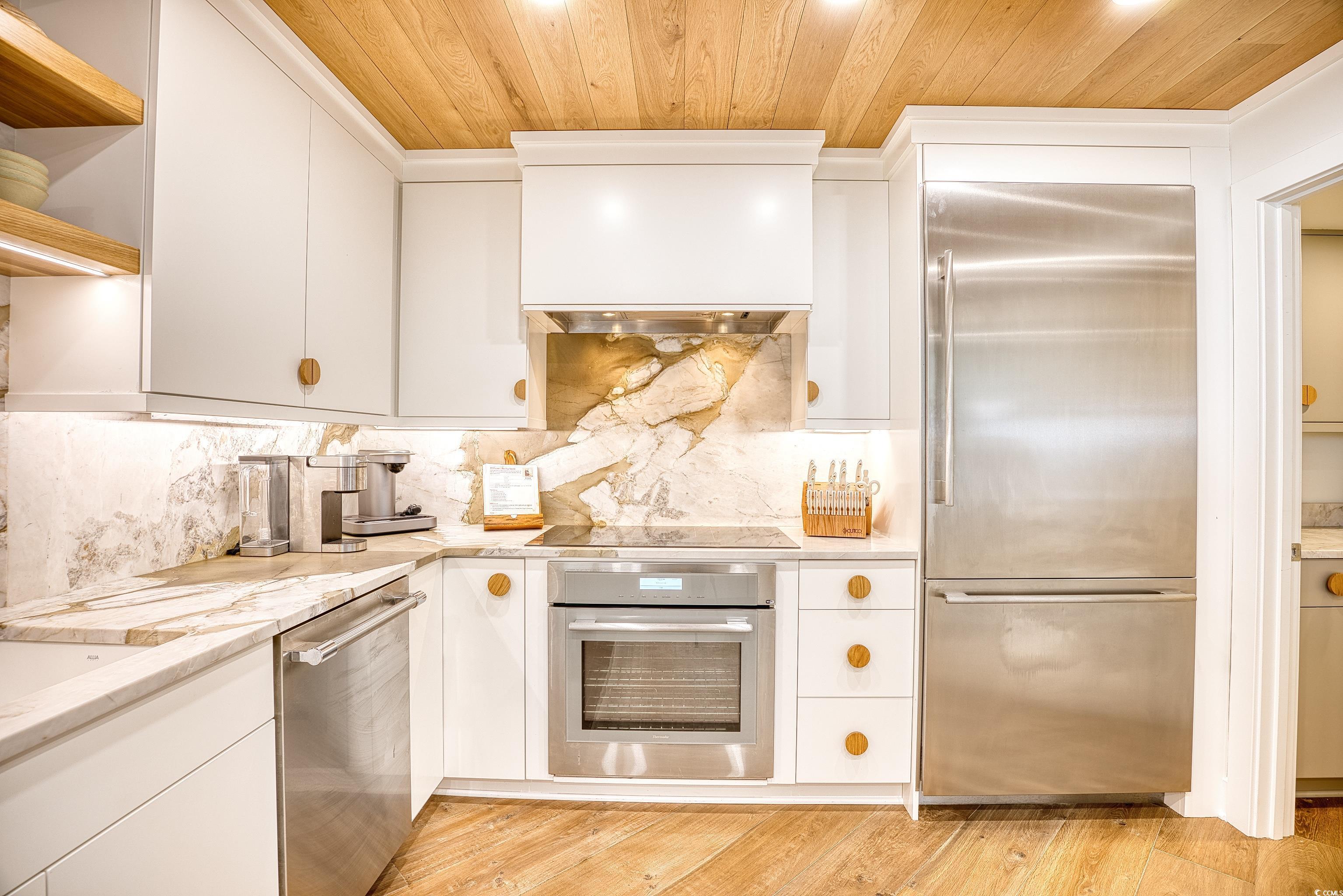 135 S Dunes Dr. Unit: 507
