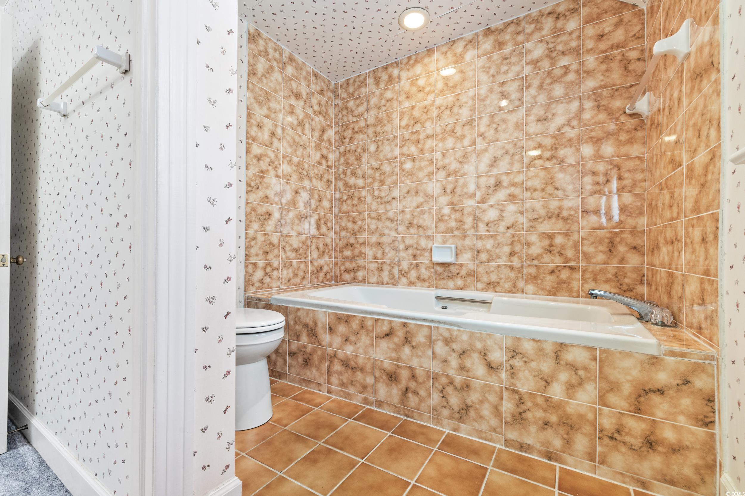 893 All Saints Loop Unit: B