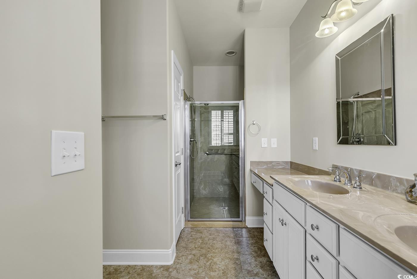 217 Southern Breezes Circle