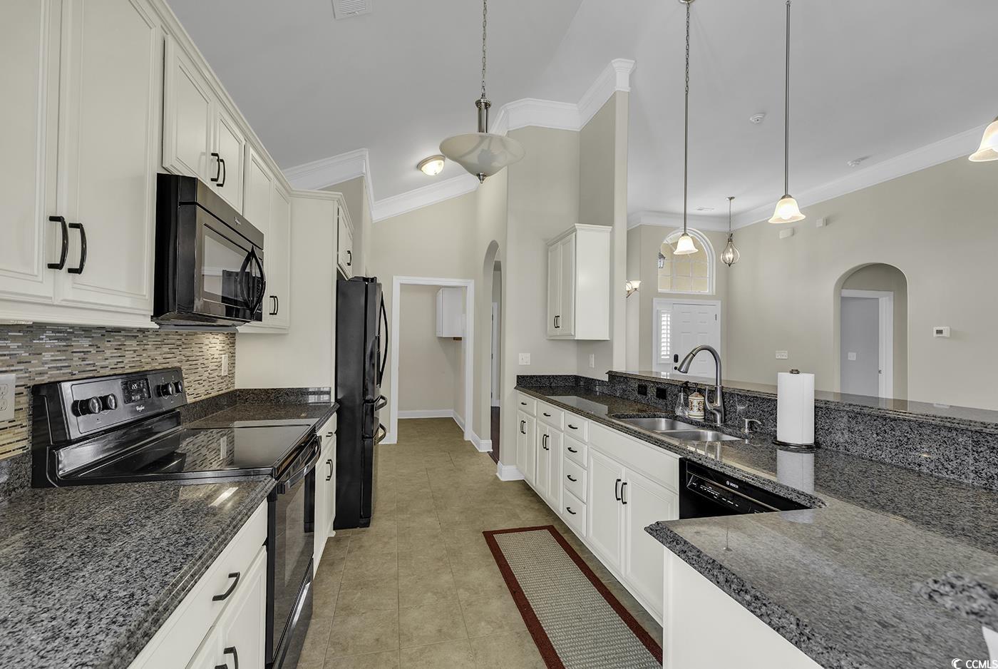 217 Southern Breezes Circle