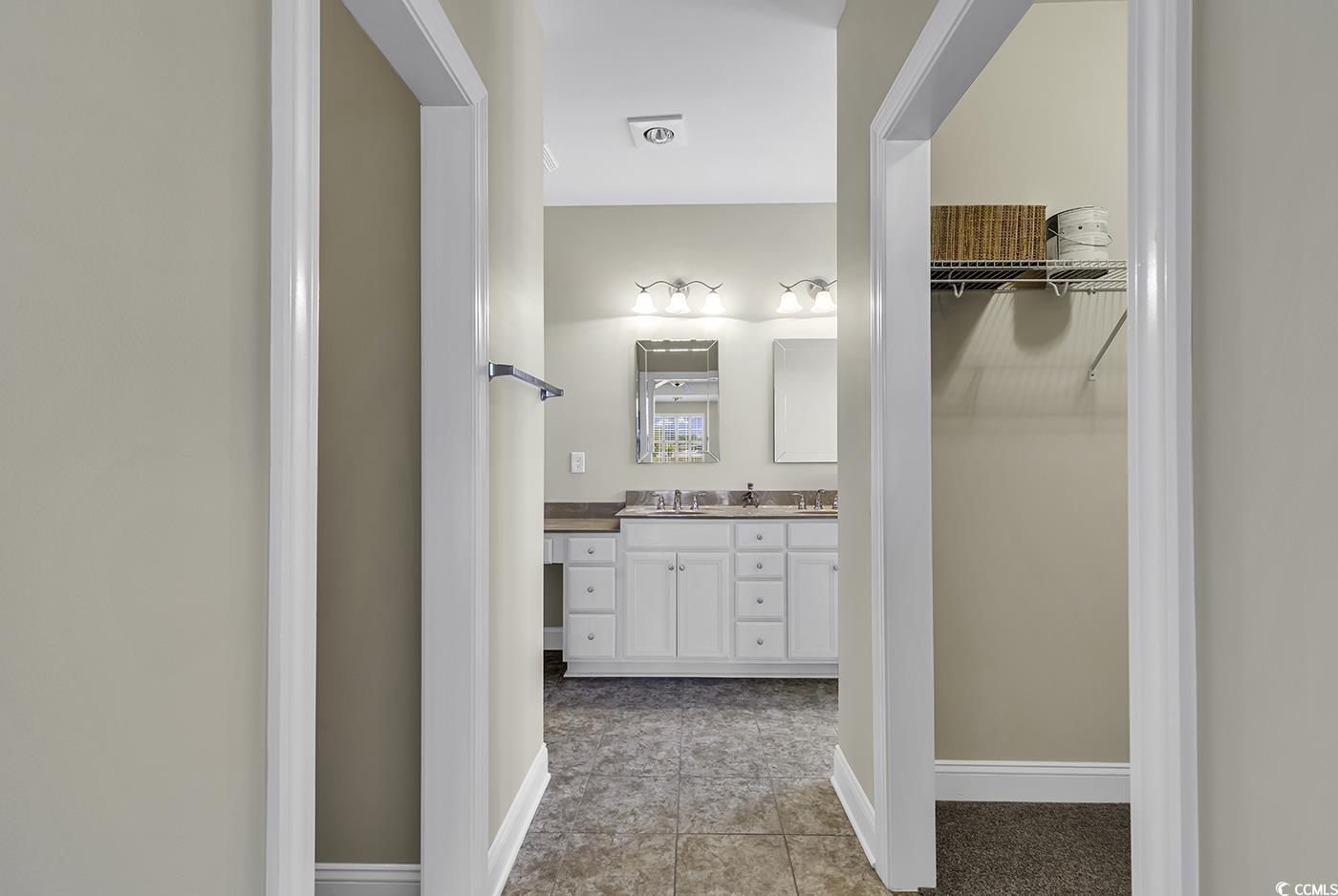 217 Southern Breezes Circle