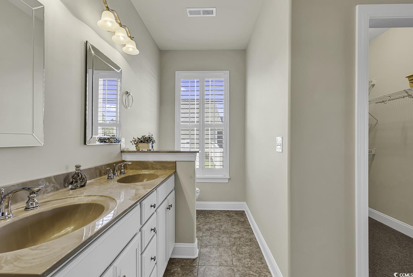 217 Southern Breezes Circle