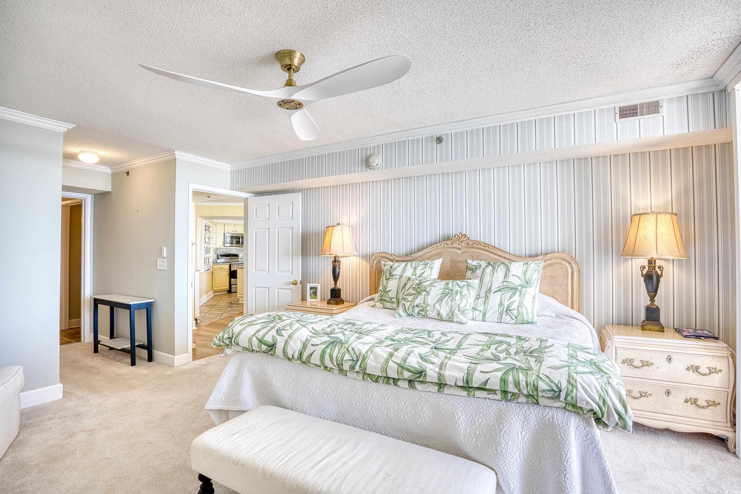 195 S Dunes Dr. Unit: 204