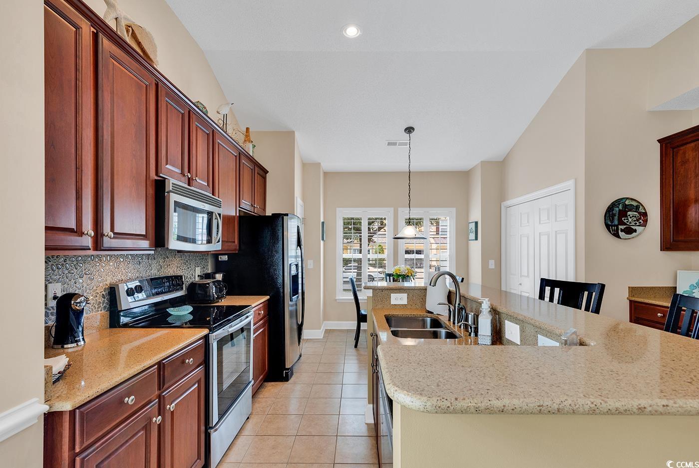 307 River Rock Ln. Unit: 906