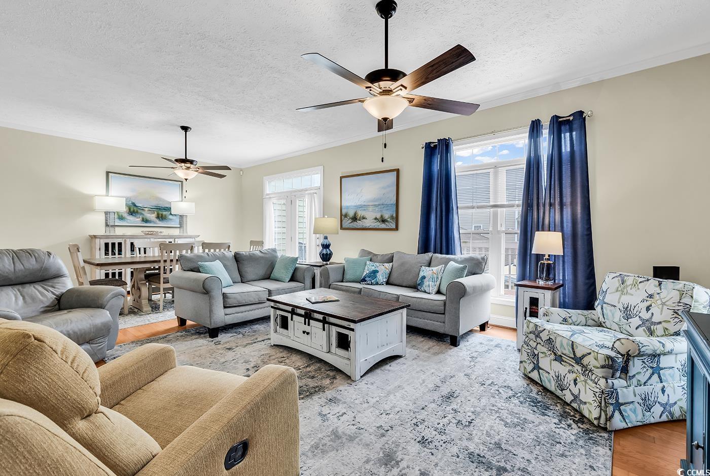 17 South Oak Dr.
