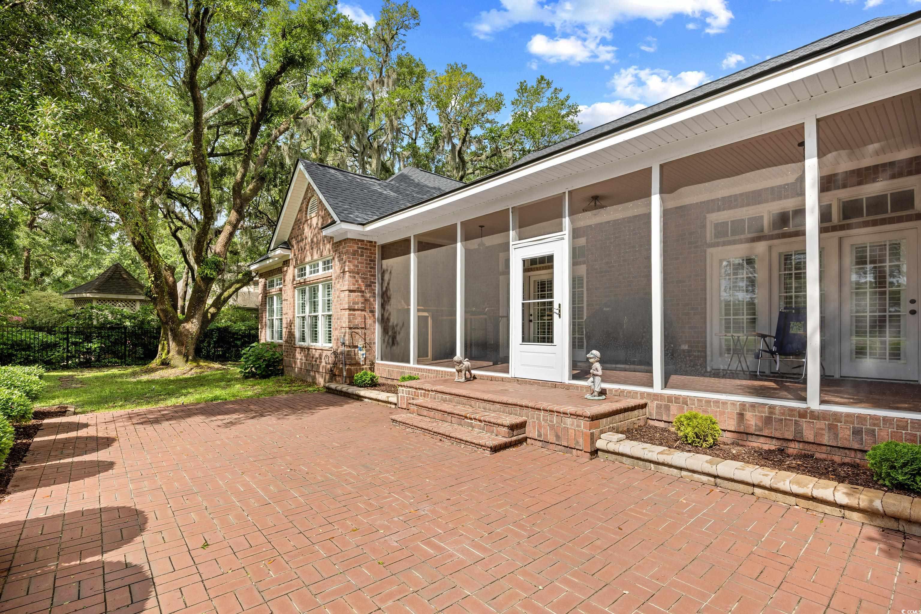423 Chapman Loop