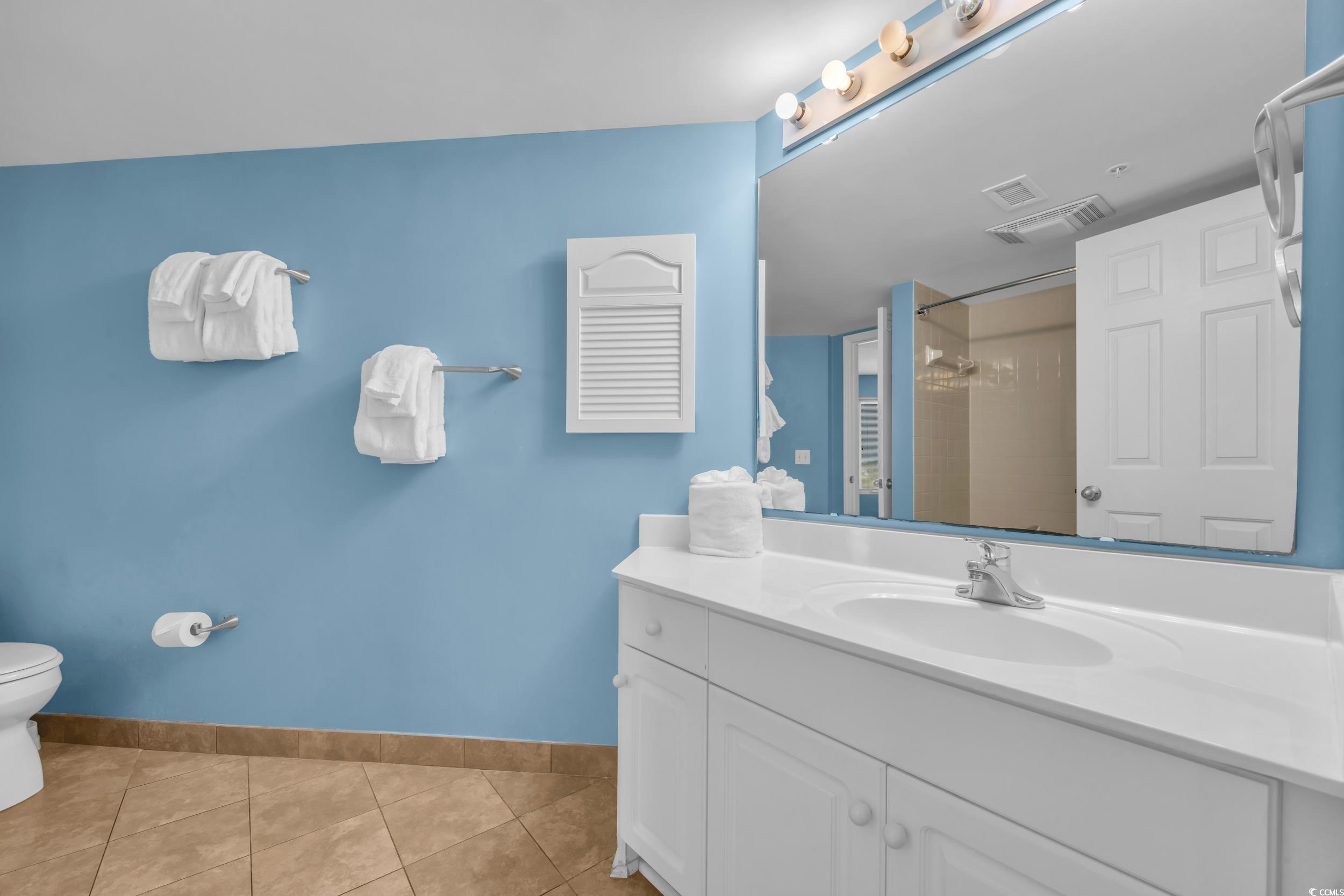 135 S Dunes Dr. Unit: 501