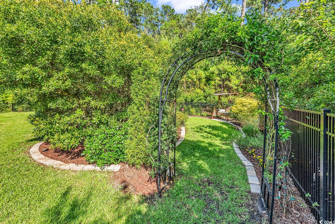 1662 Westminster Dr.