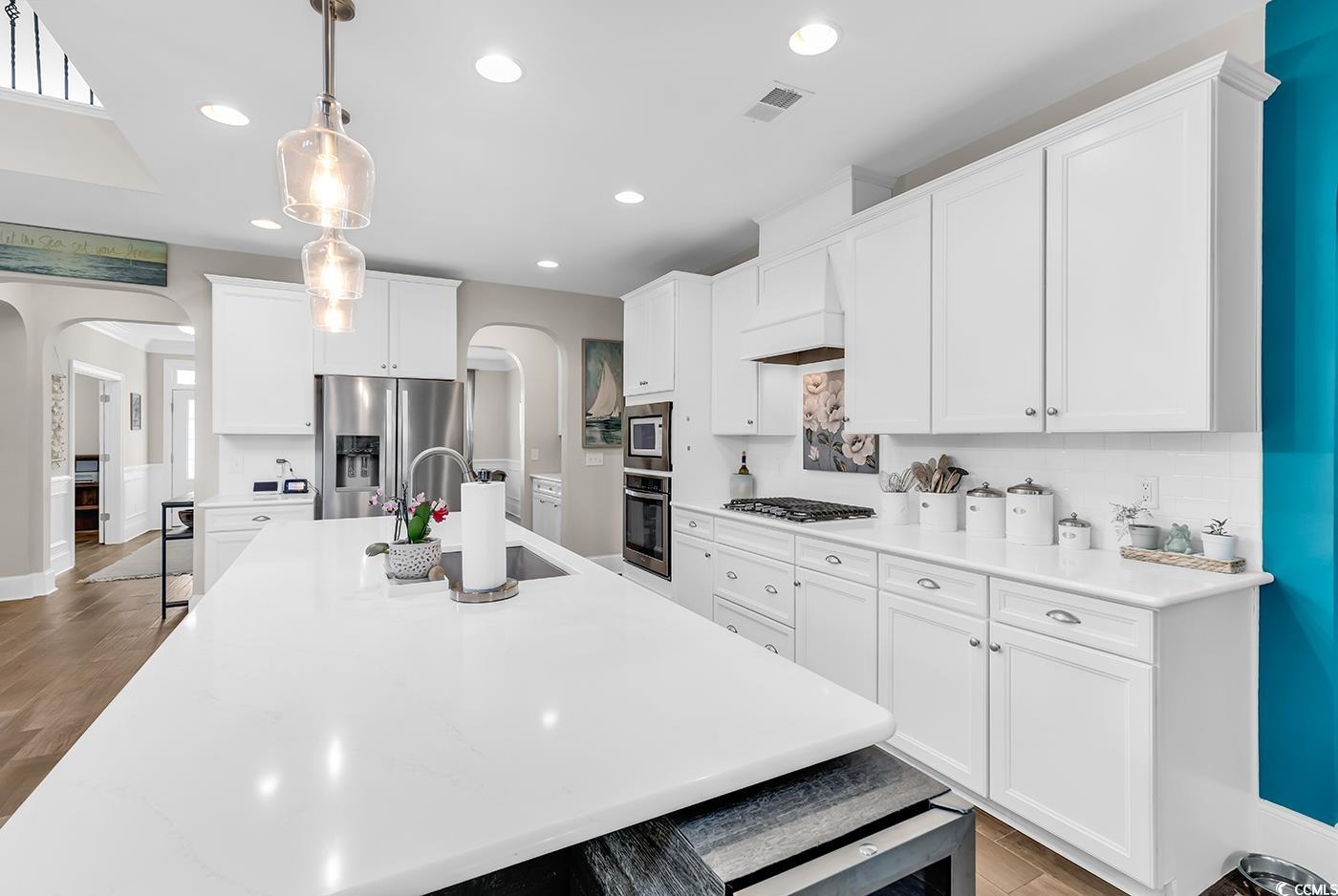 1662 Westminster Dr.