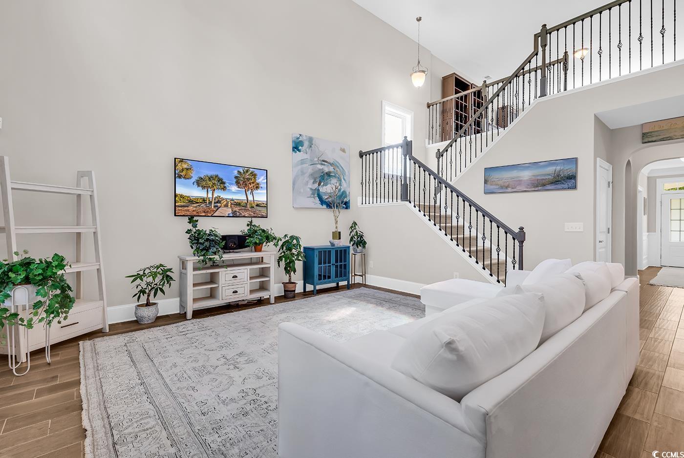 1662 Westminster Dr.