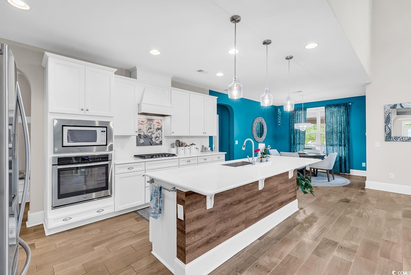 1662 Westminster Dr.