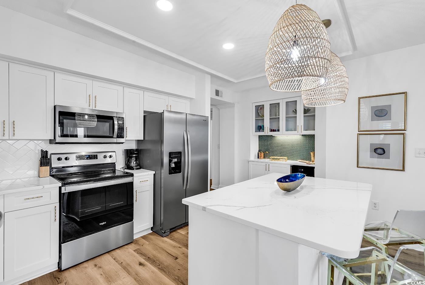 139 S Dunes Dr. Unit: 304