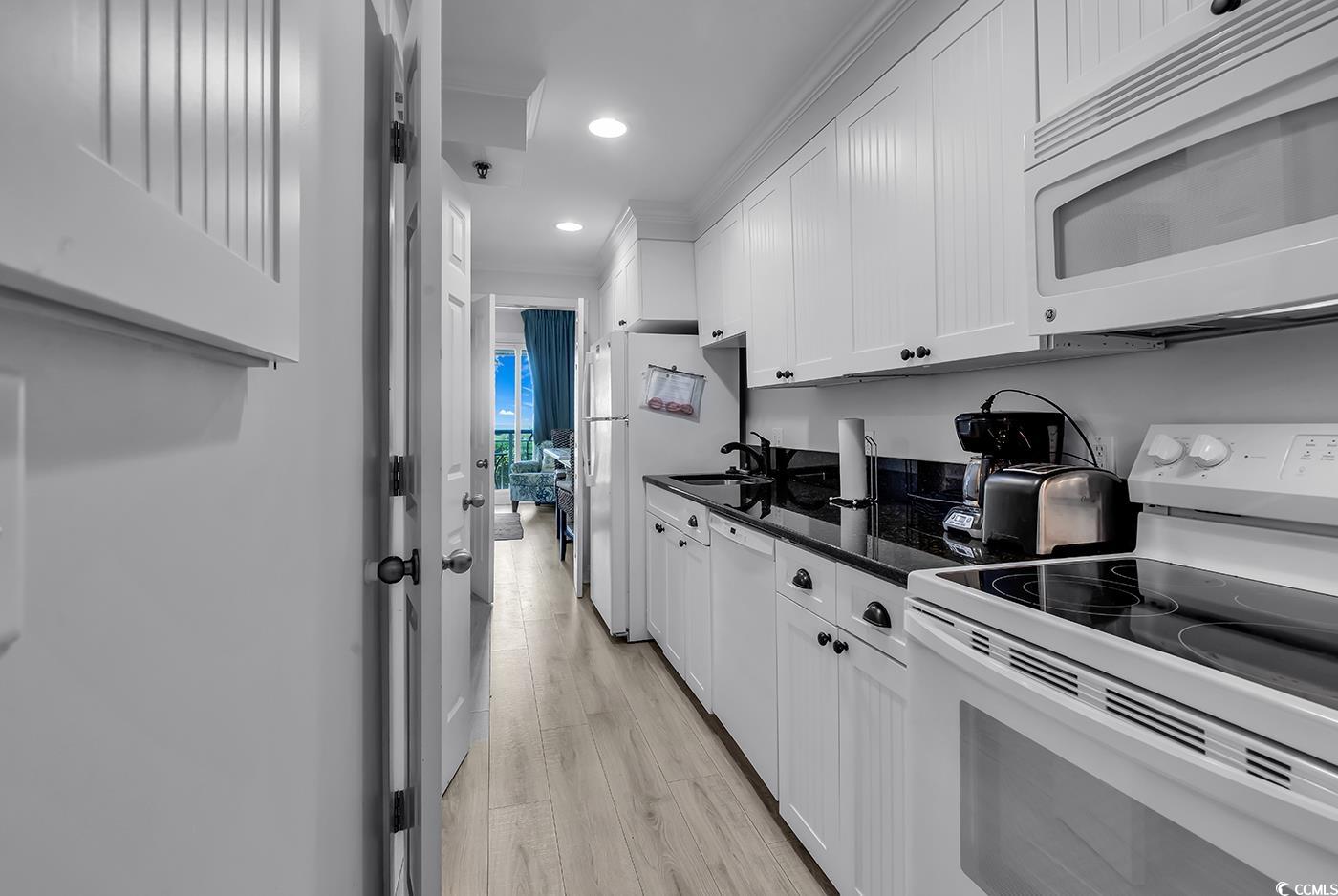 601 Retreat Beach Circle Unit: 125