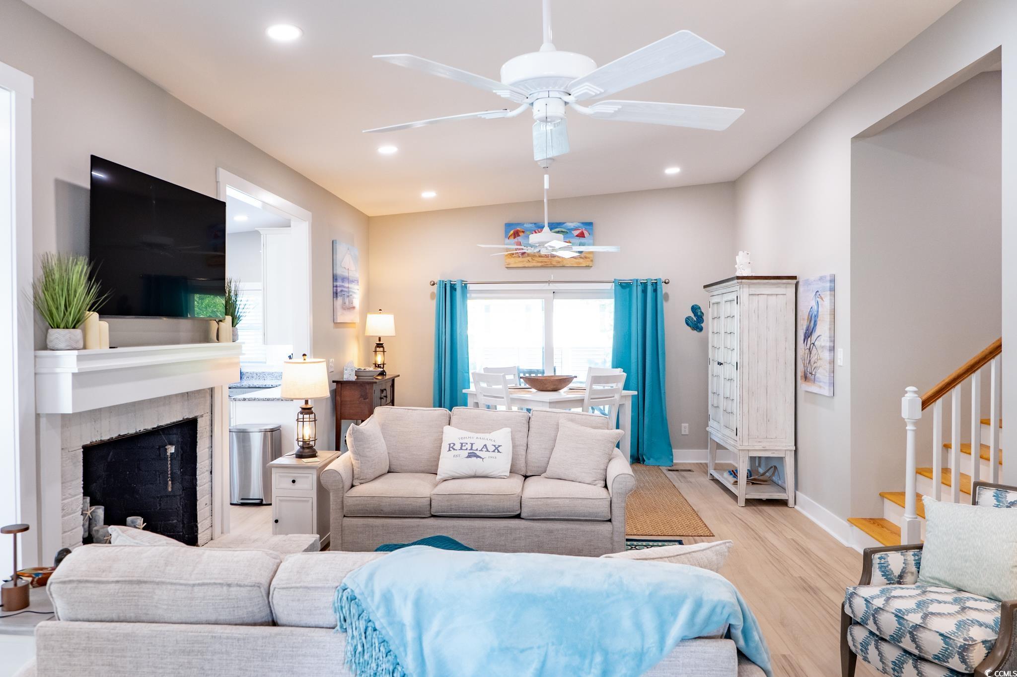 415 Sundial Dr.