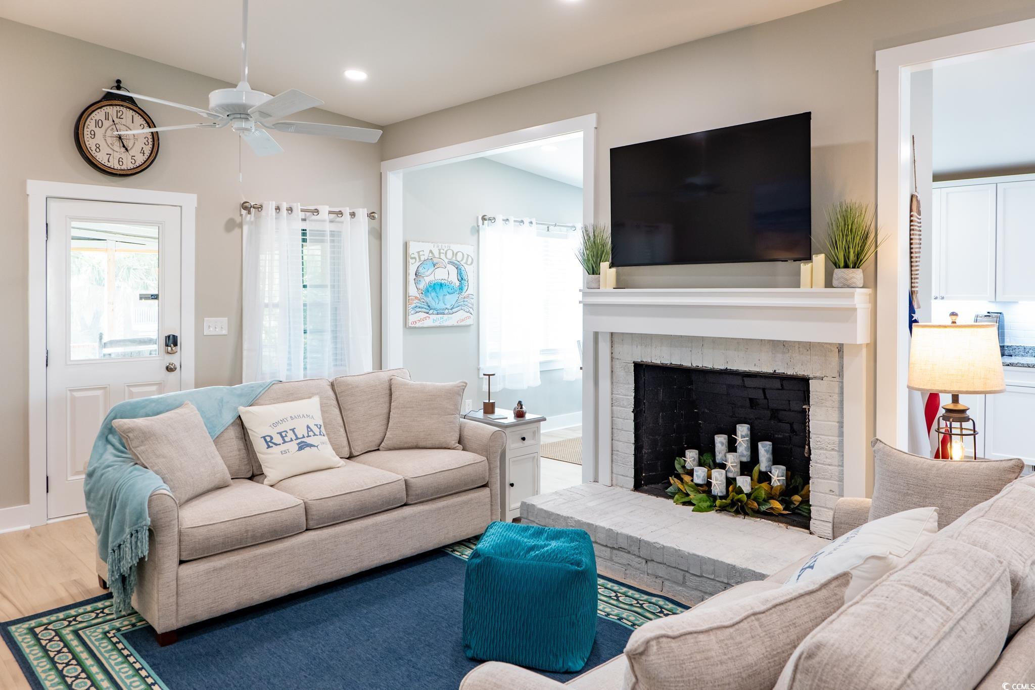 415 Sundial Dr.