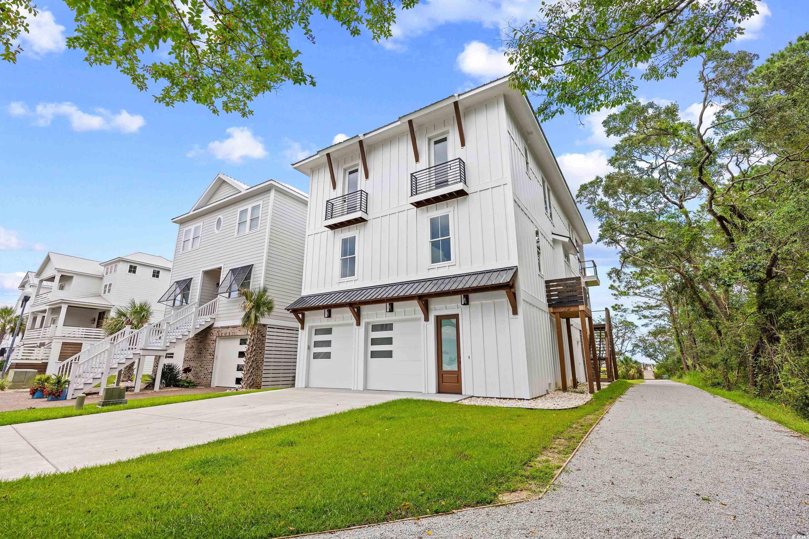 42 Enclave Pl.