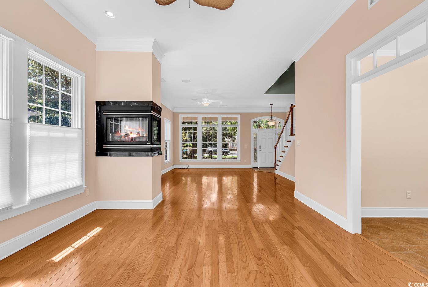 94 Hunter Oak Ct.