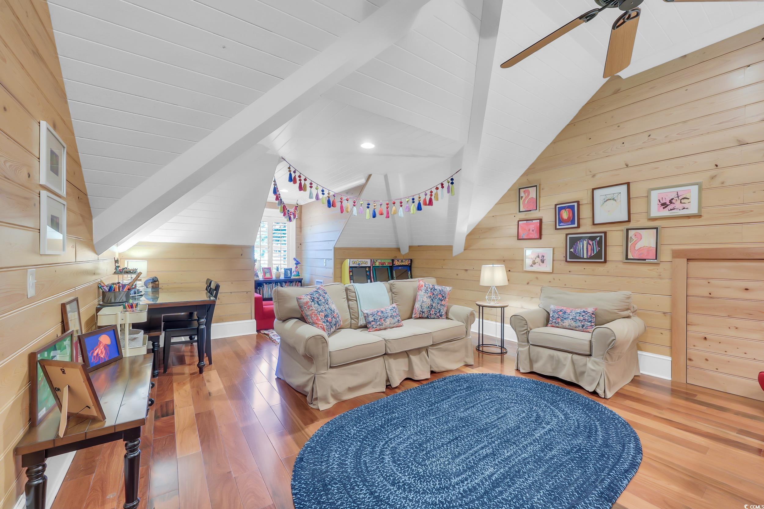 118 Old Carriage Loop