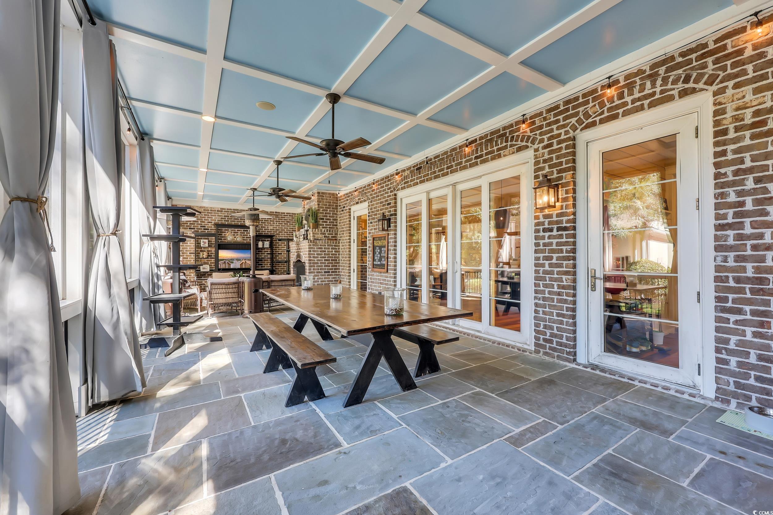 118 Old Carriage Loop