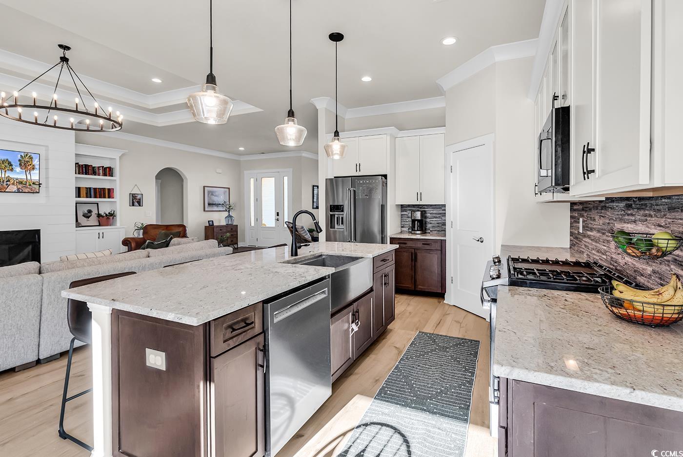1195 Beaumont Dr.