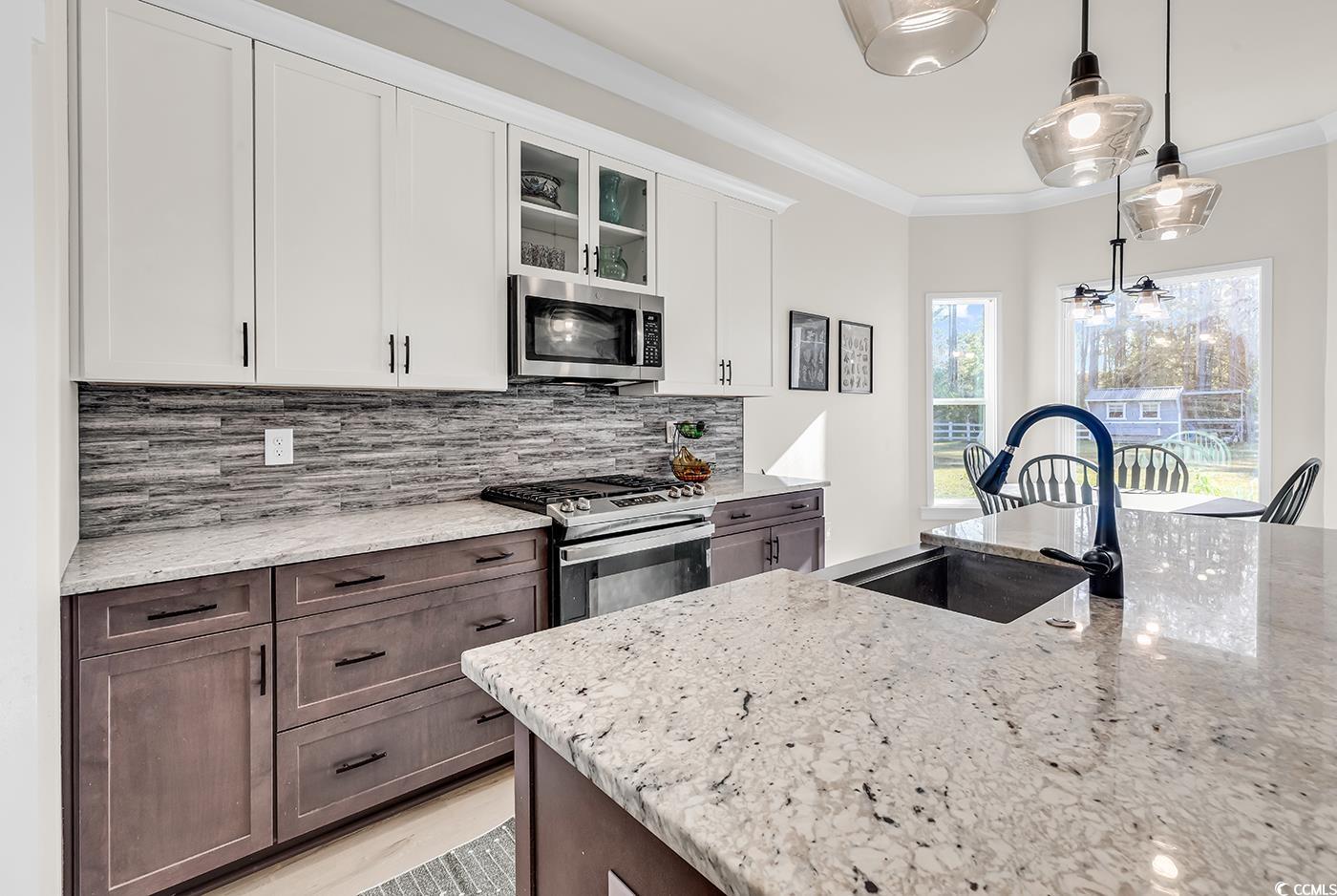 1195 Beaumont Dr.