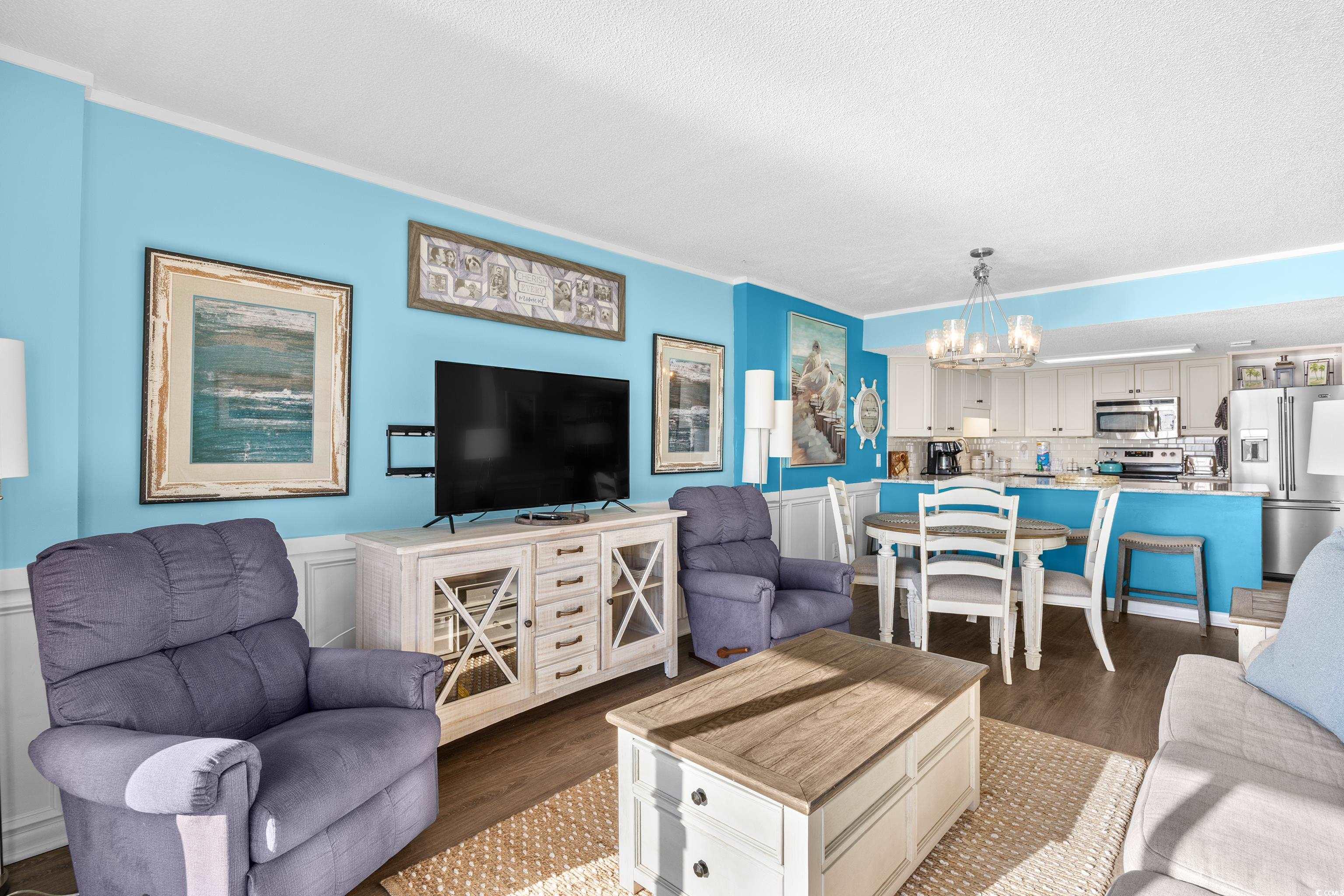 912 N Waccamaw Dr. Unit: 1004