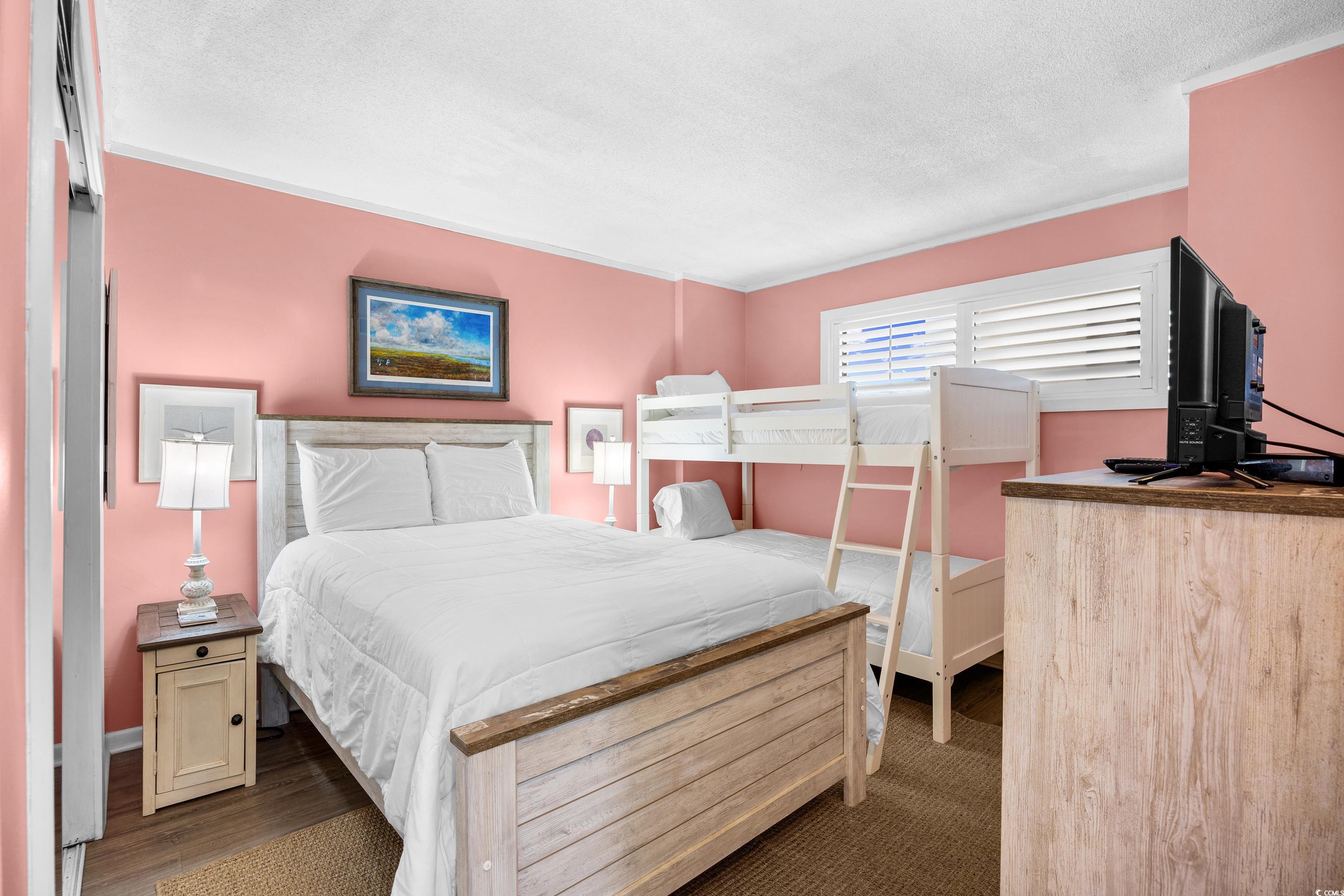 912 N Waccamaw Dr. Unit: 1004