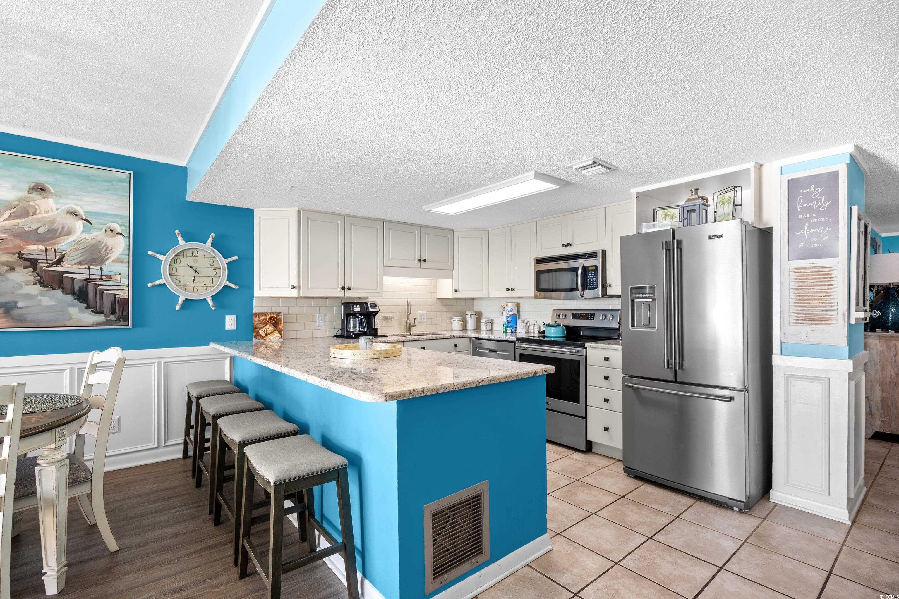 912 N Waccamaw Dr. Unit: 1004