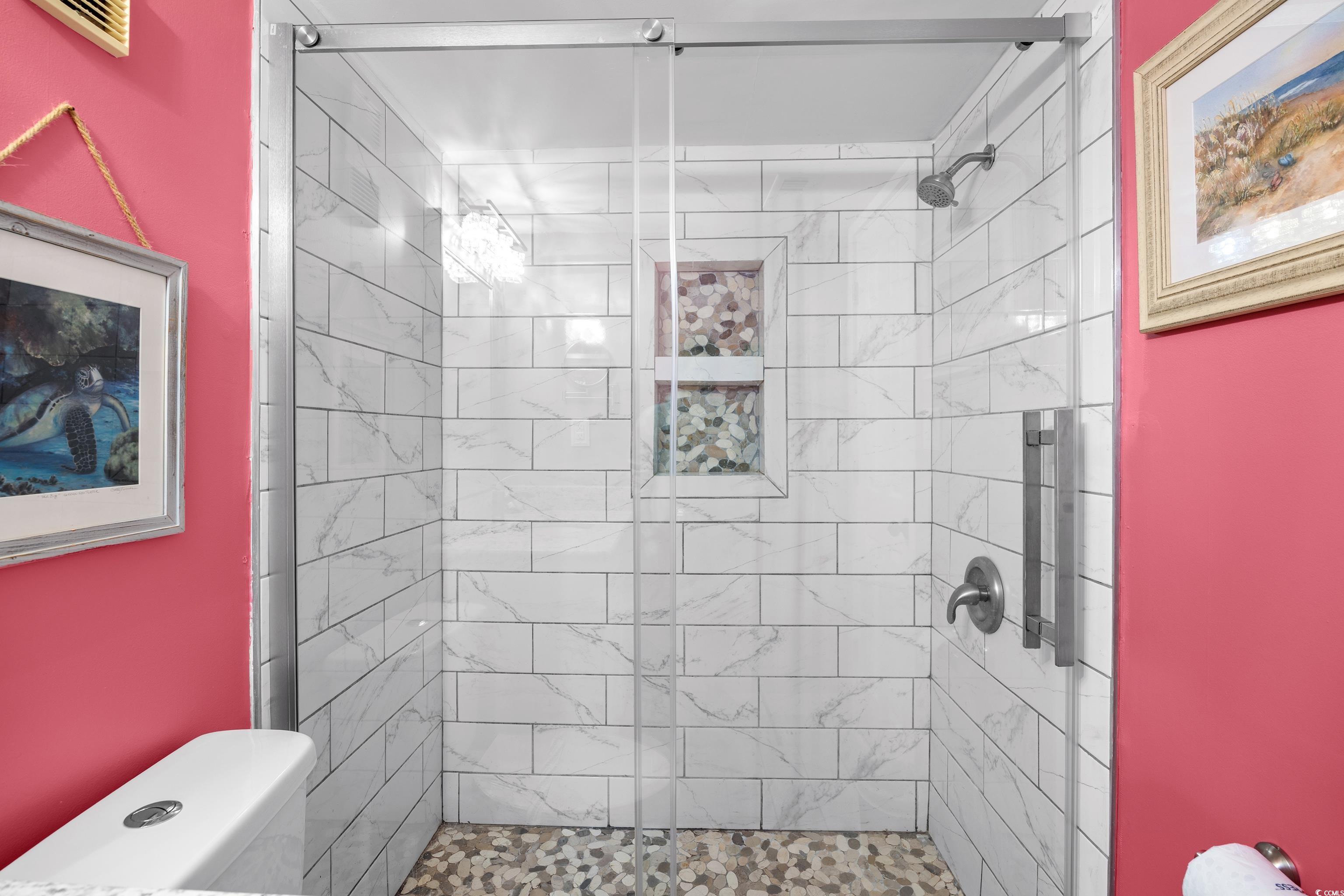 912 N Waccamaw Dr. Unit: 1004