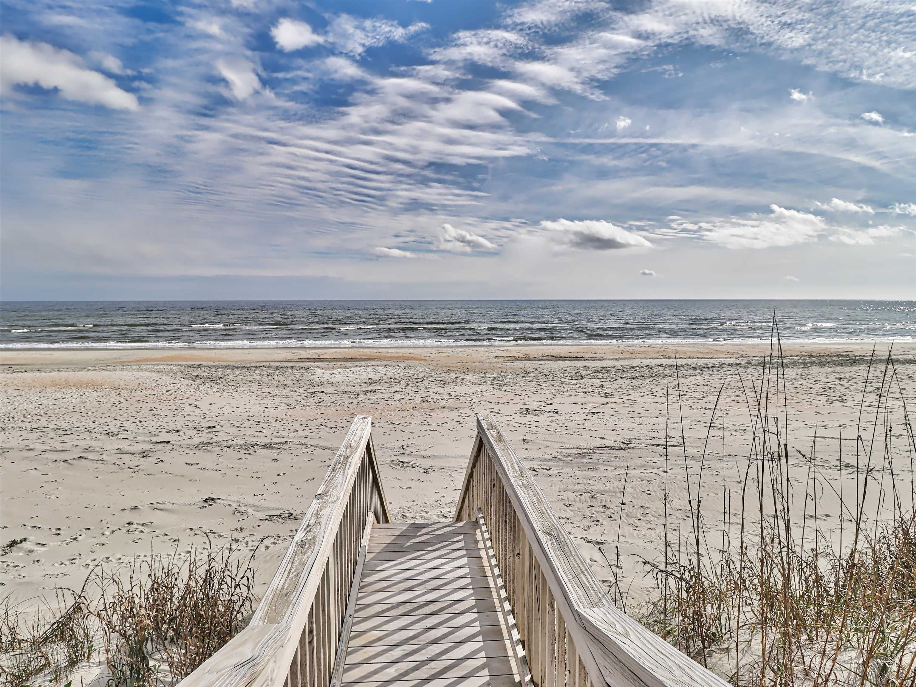 352 Lakeshore Dr.
