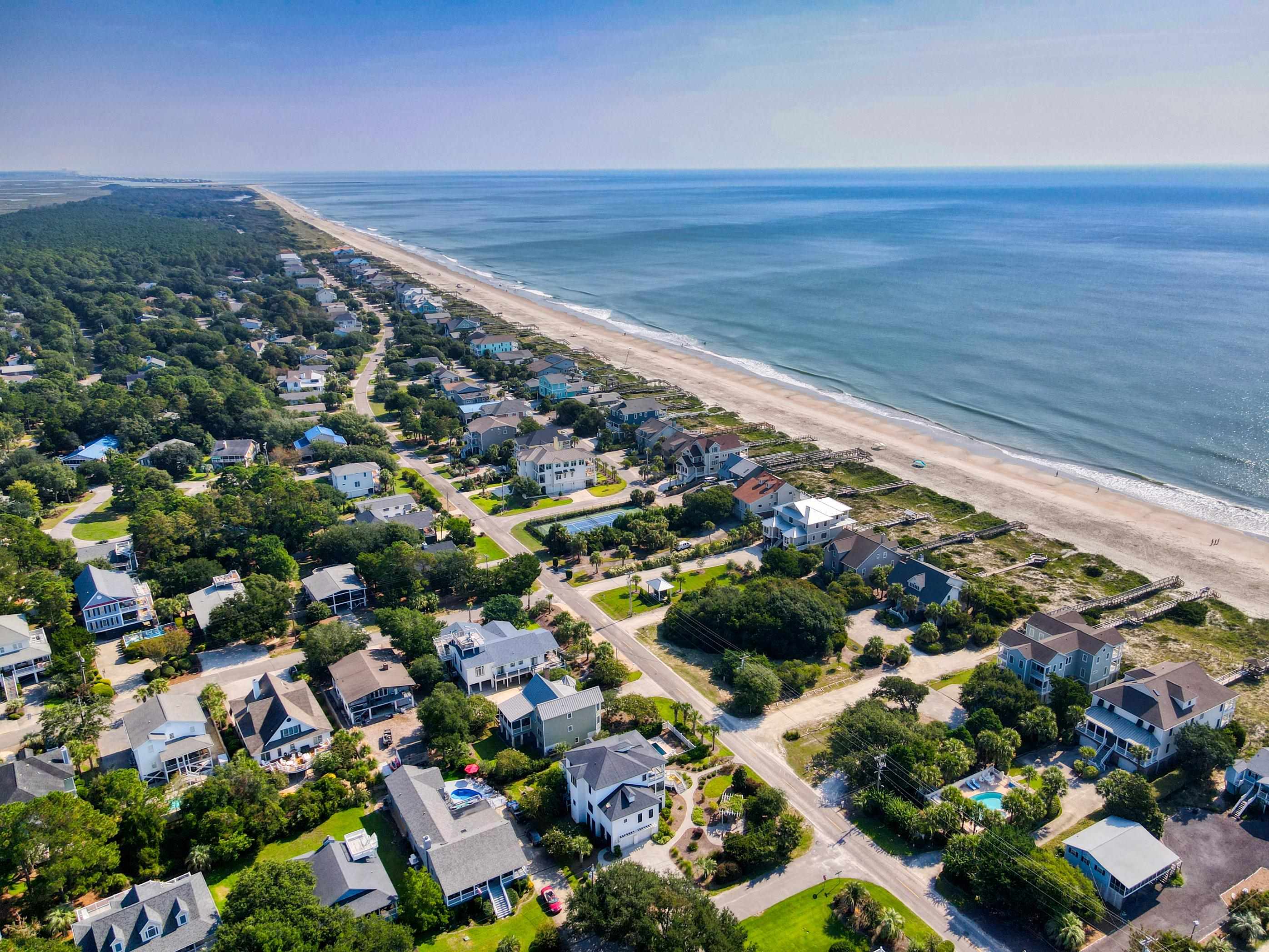 352 Lakeshore Dr.