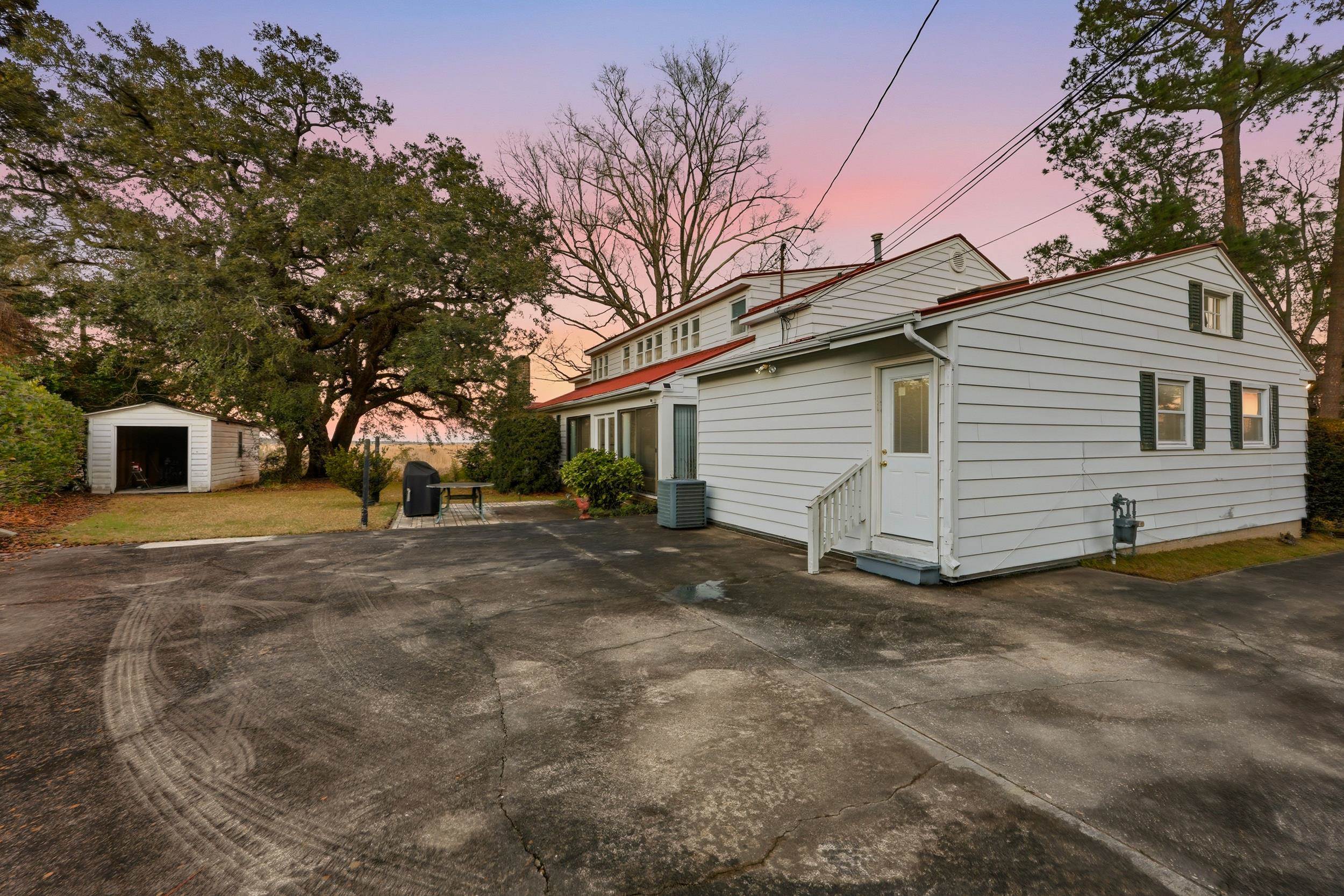 613 Cypress Ct.