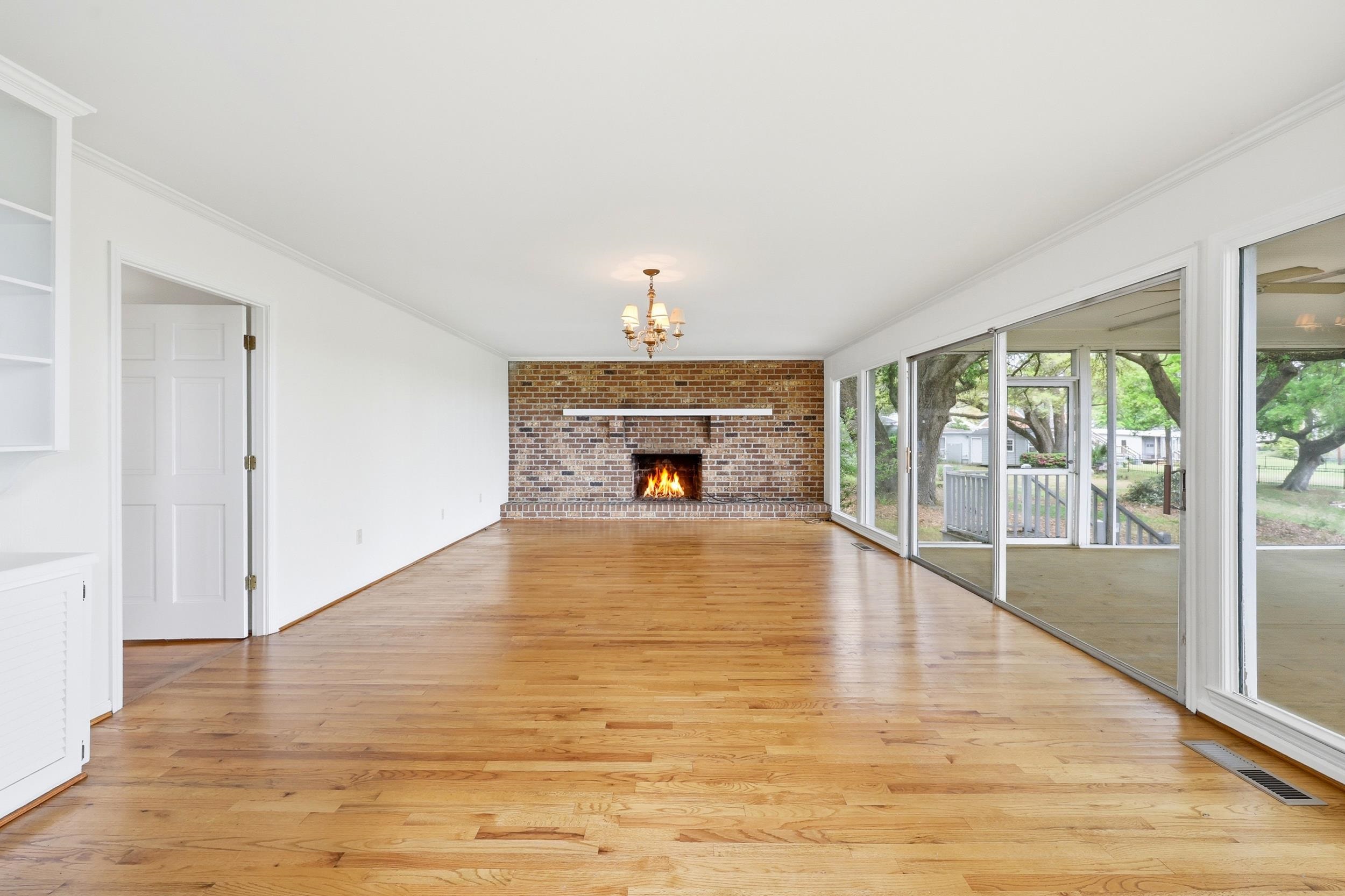 613 Cypress Ct.