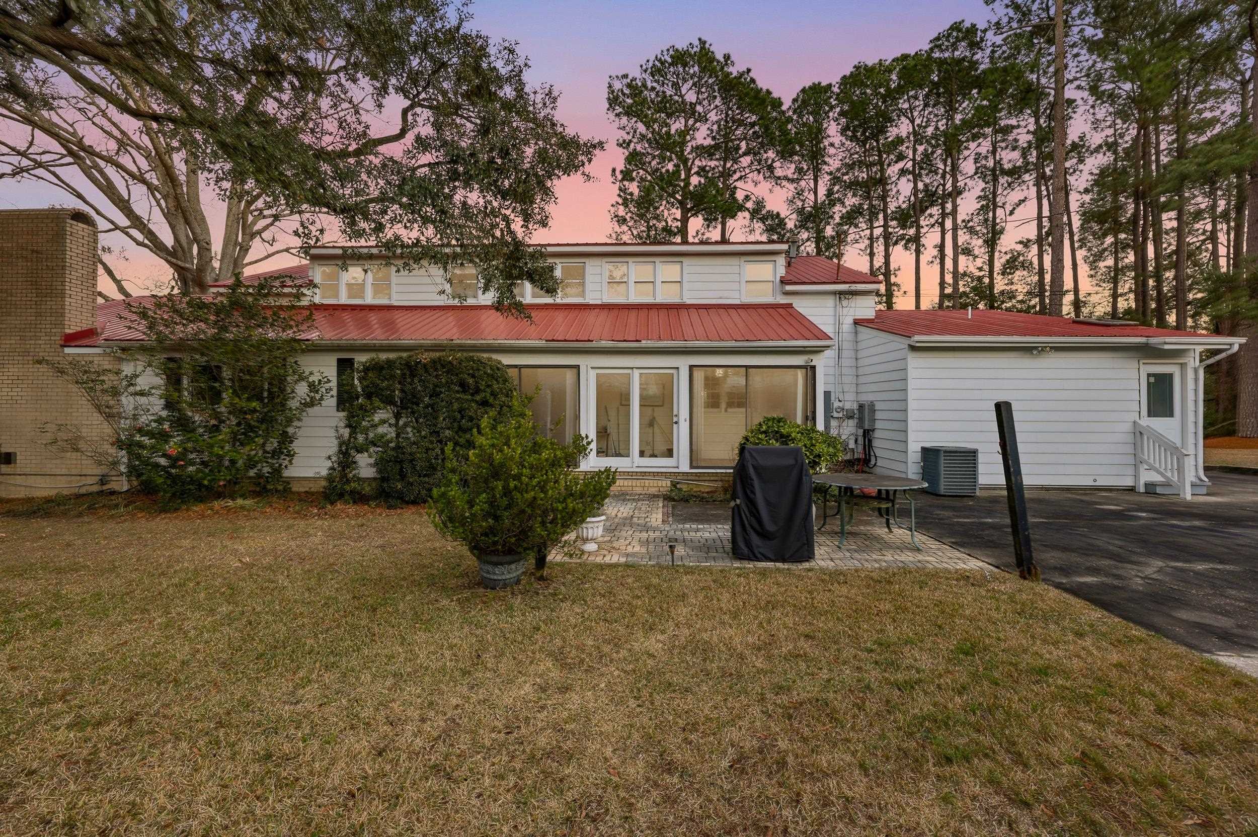 613 Cypress Ct.