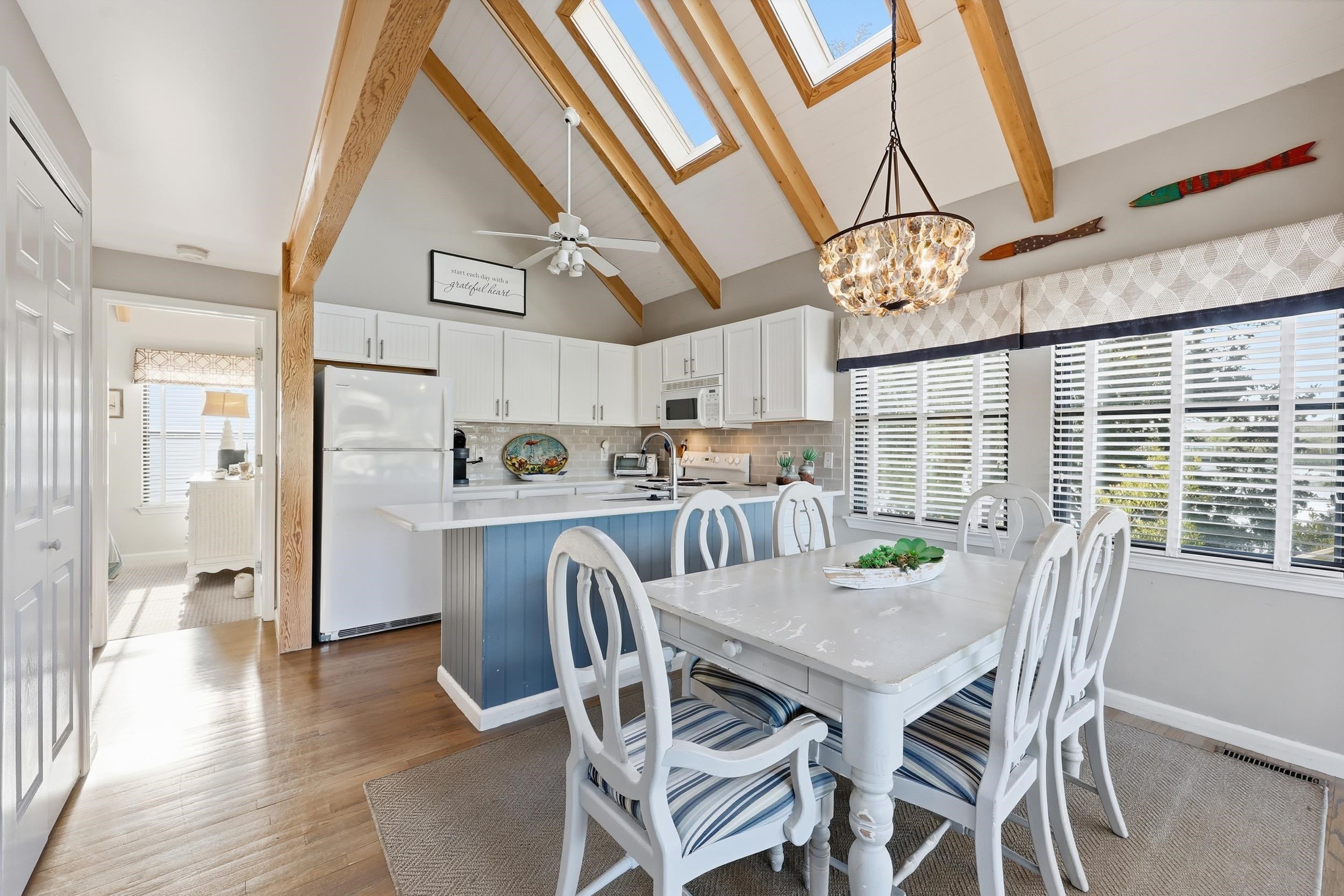 32 Spot Tail at Oystercatcher