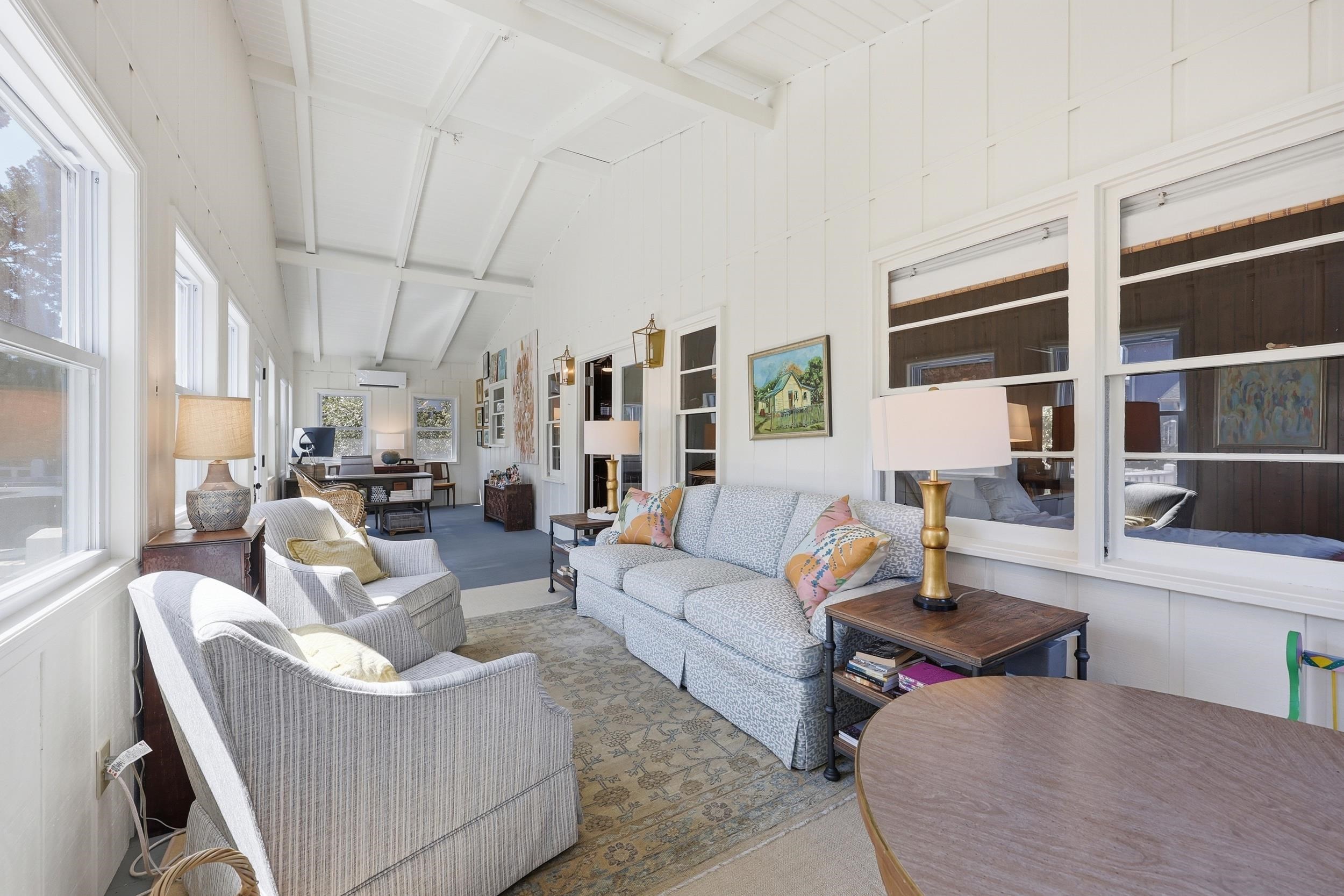 373 Sundial Dr.