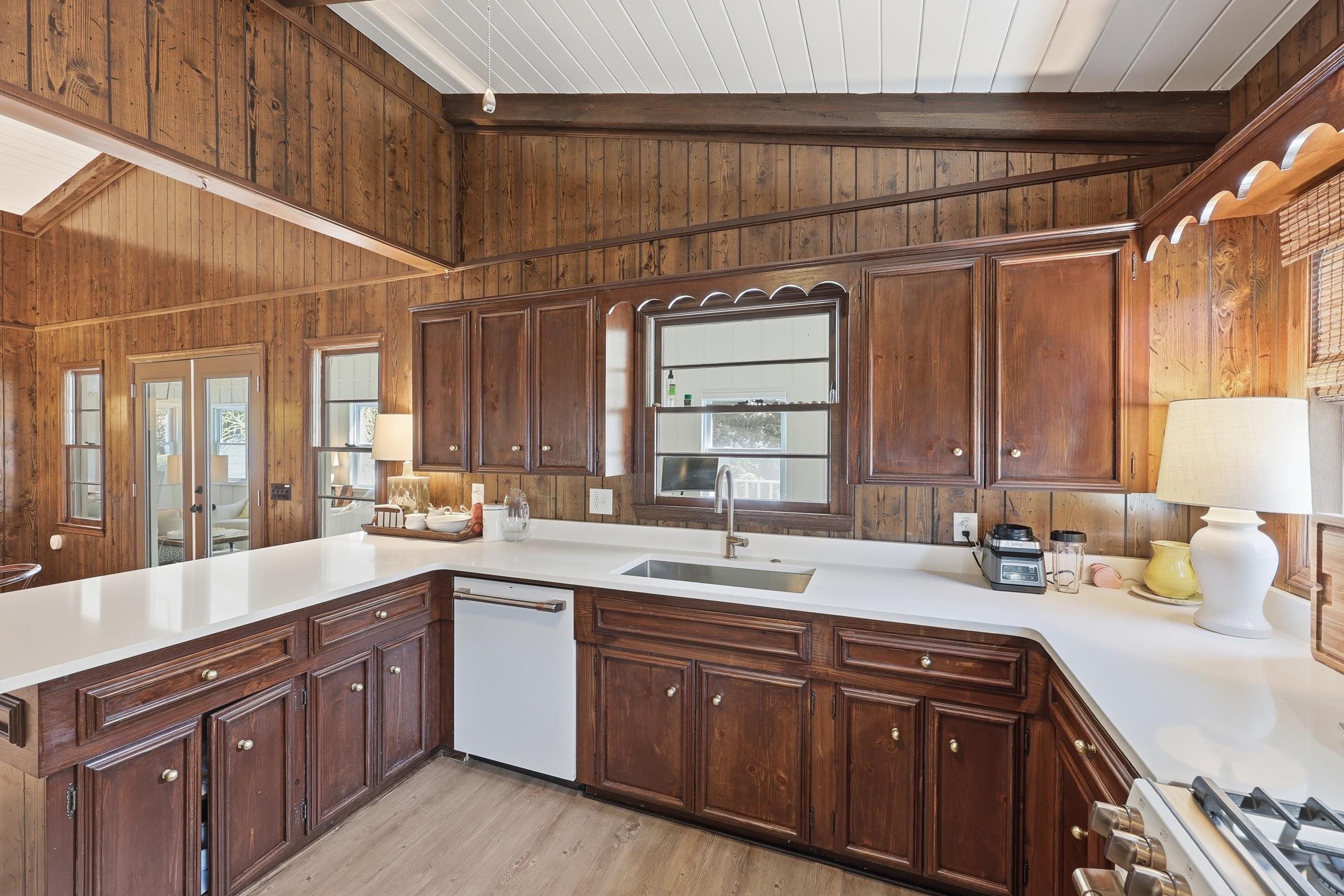 373 Sundial Dr.